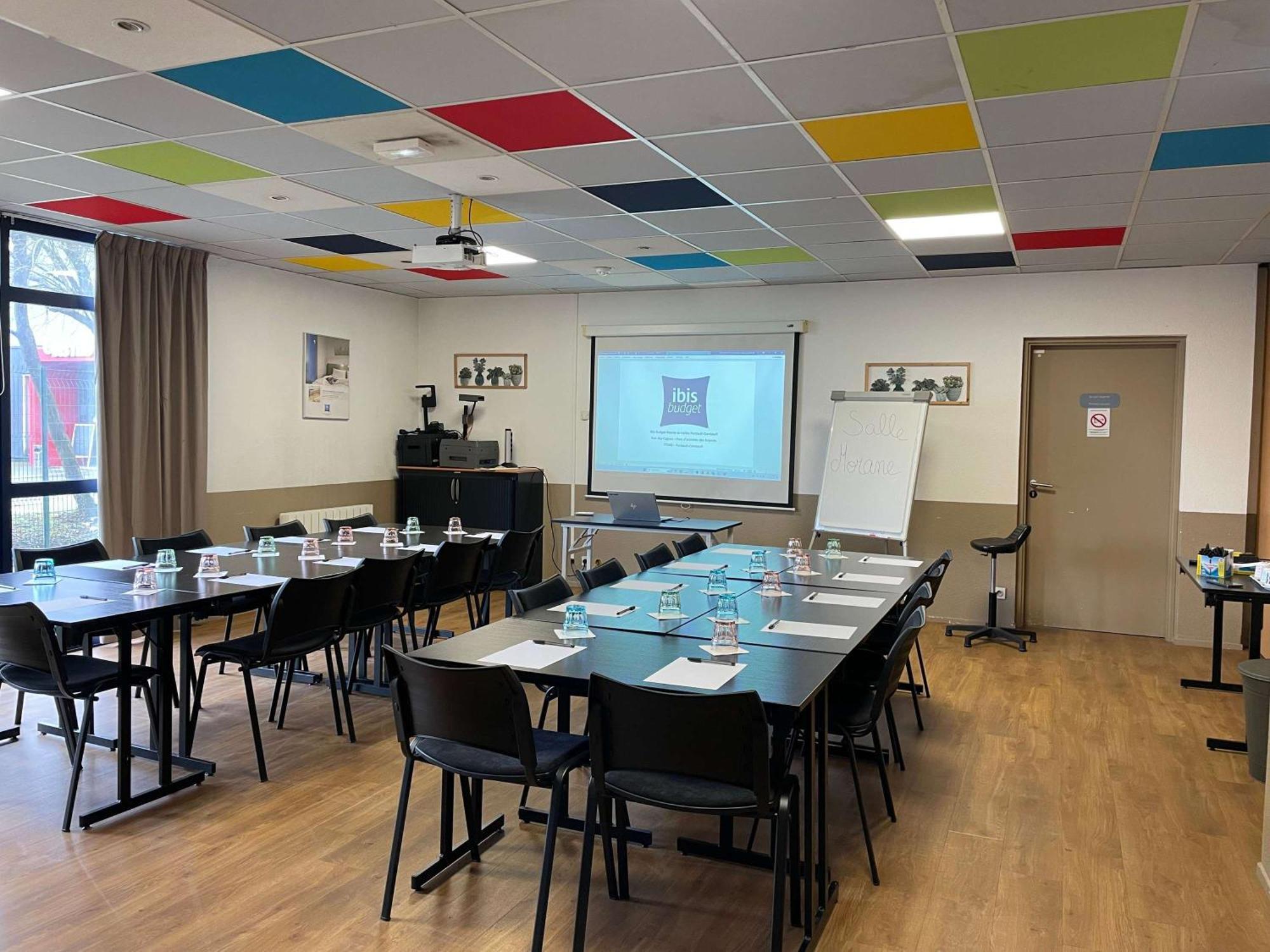 Ibis Budget Marne La Vallee Pontault Combault 외부 사진
