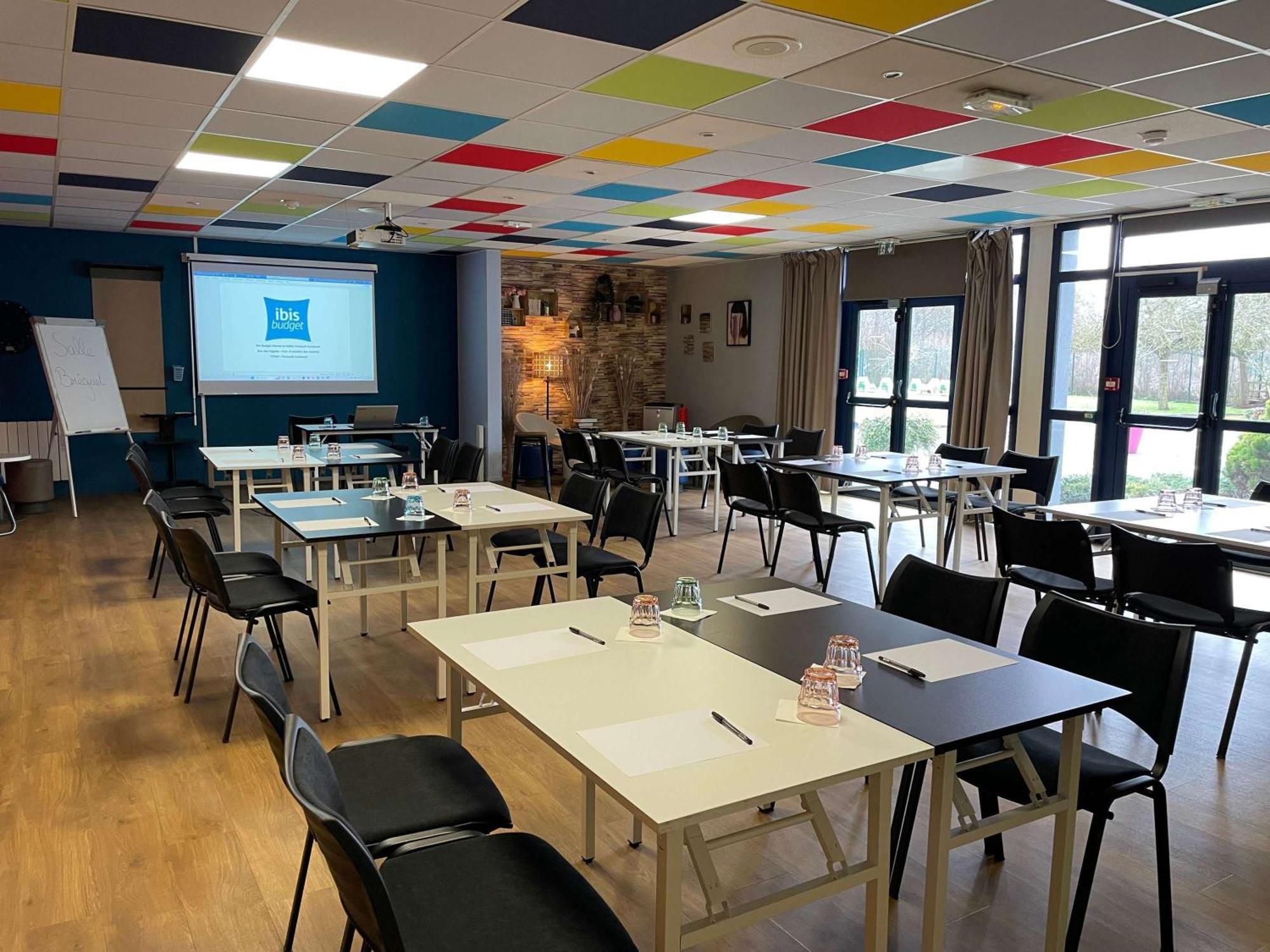 Ibis Budget Marne La Vallee Pontault Combault 외부 사진