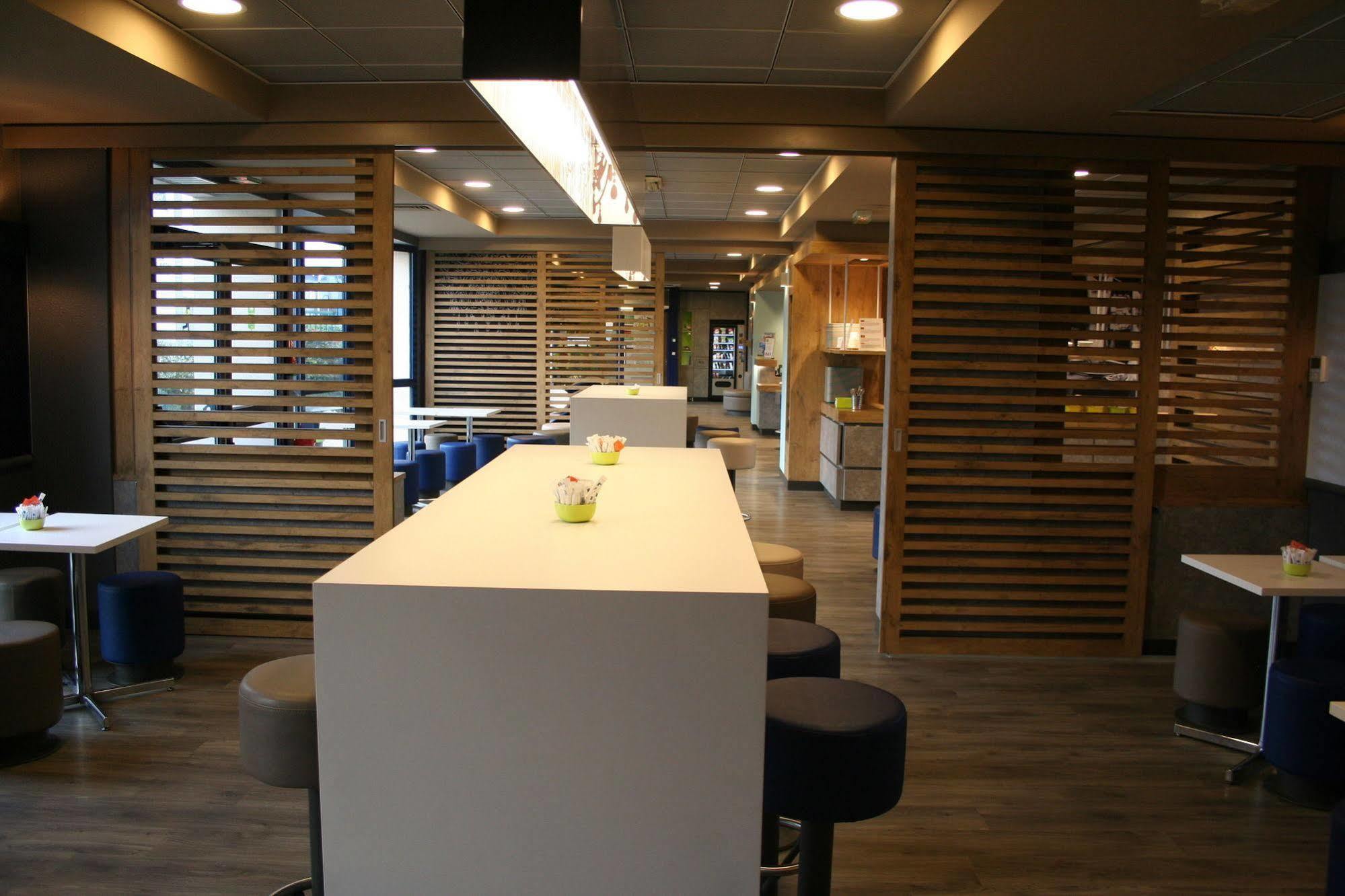 Ibis Budget Marne La Vallee Pontault Combault 외부 사진