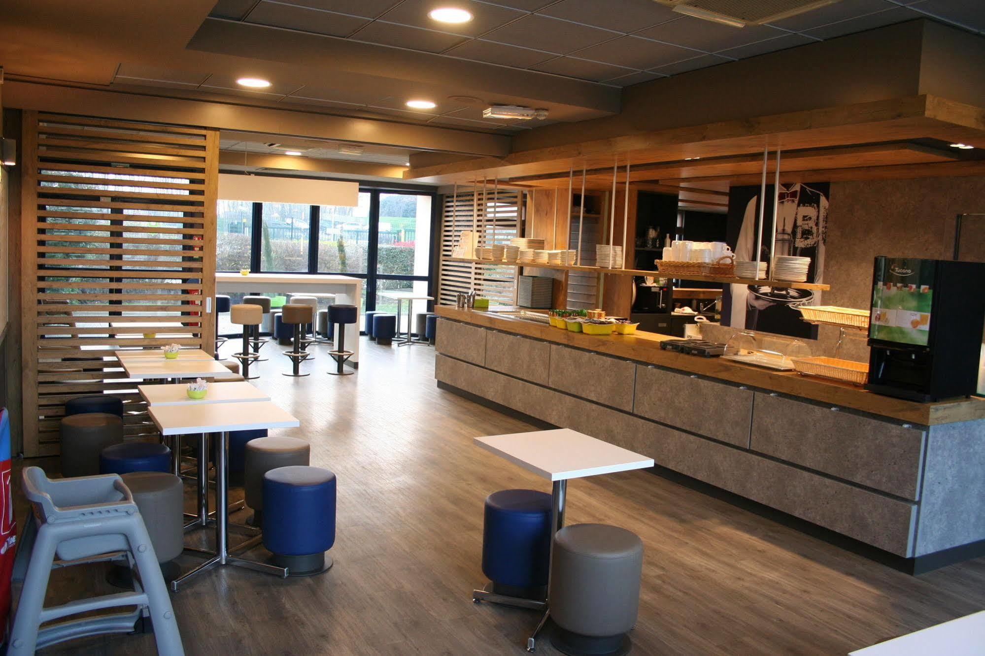 Ibis Budget Marne La Vallee Pontault Combault 외부 사진
