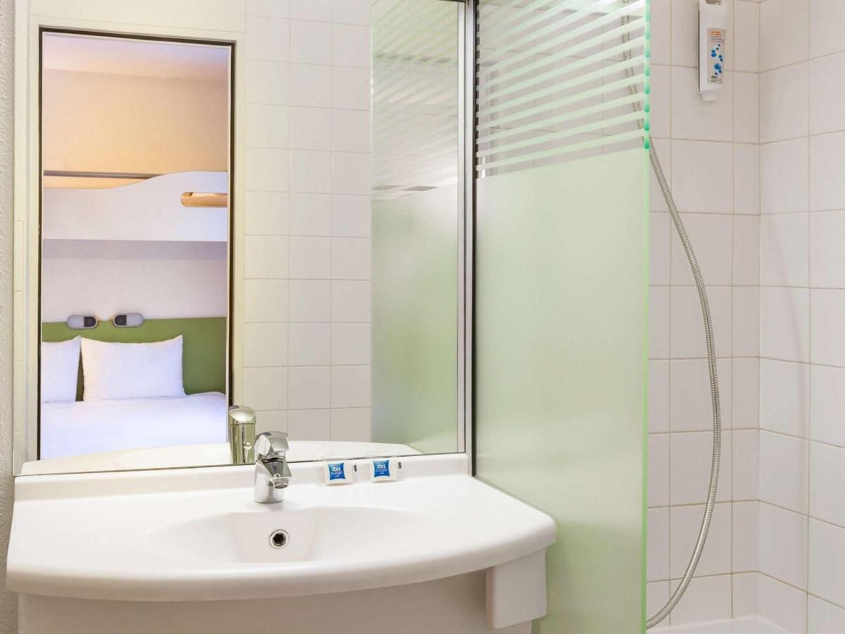 Ibis Budget Marne La Vallee Pontault Combault 외부 사진